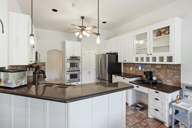 109 Rooster Cogburn Court, Weatherford, TX 76088