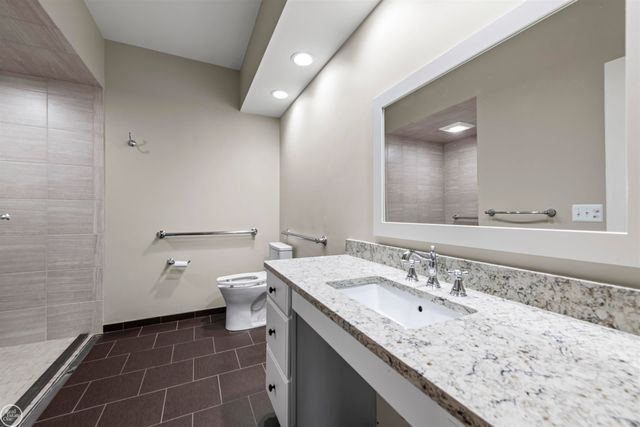 3001 Harbor Place Drive, St Clair Shores, MI 48080