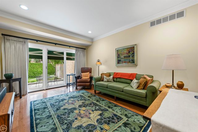 3001 Harbor Place Drive, St Clair Shores, MI 48080