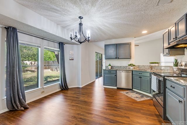 10323 Country, San Antonio, TX 78240