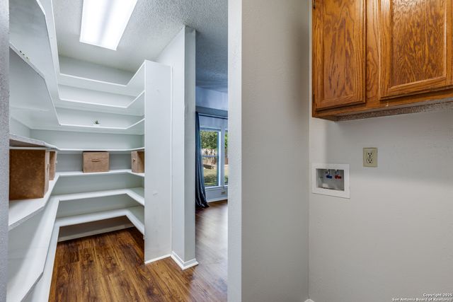 10323 Country, San Antonio, TX 78240