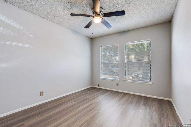 10323 Country, San Antonio, TX 78240