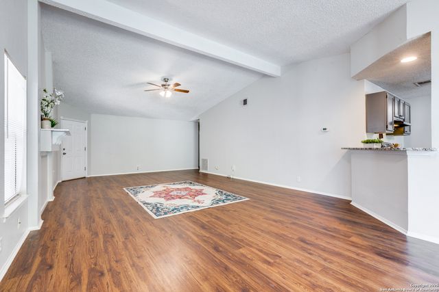 10323 Country, San Antonio, TX 78240