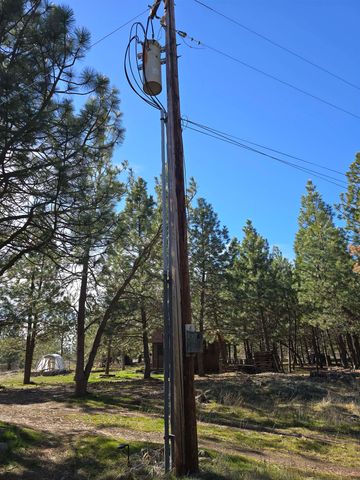 10602 N Dover Rd, Nine Mile Falls, WA 99026