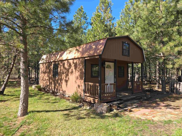 10602 N Dover Rd, Nine Mile Falls, WA 99026