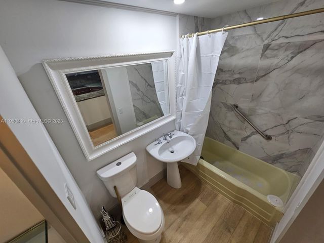 1408 Brickell Bay Dr 316, Miami, FL 33131