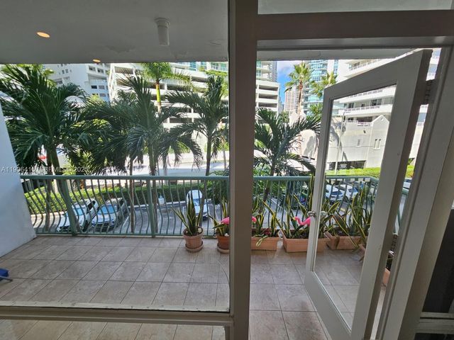 1408 Brickell Bay Dr 316, Miami, FL 33131