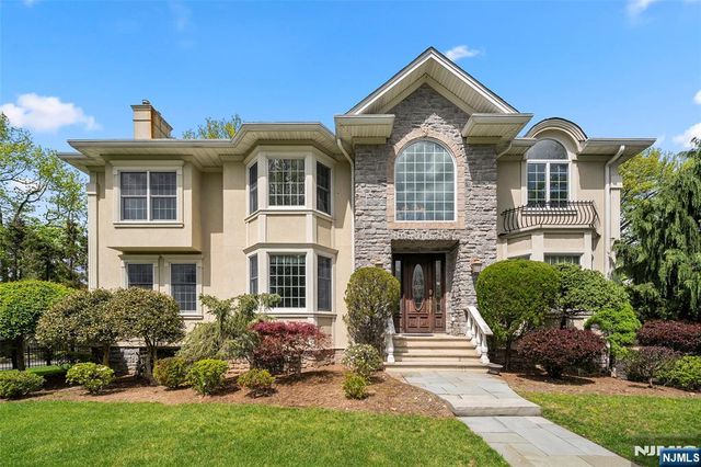 15 Harvard Street, Closter, NJ 07624