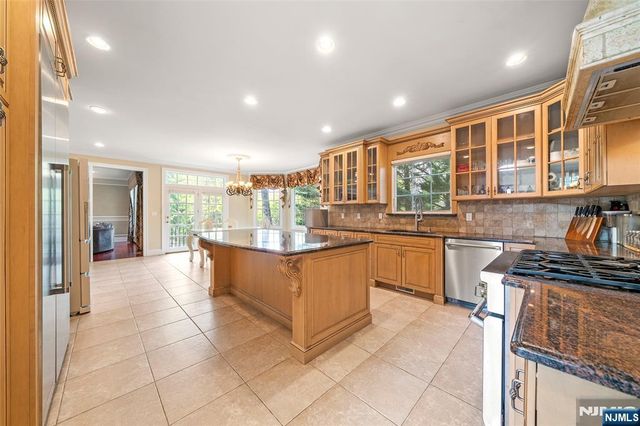 15 Harvard Street, Closter, NJ 07624