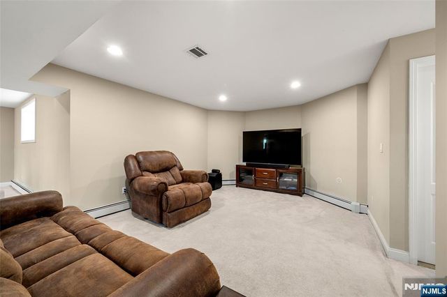 15 Harvard Street, Closter, NJ 07624
