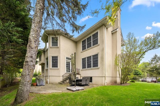 15 Harvard Street, Closter, NJ 07624