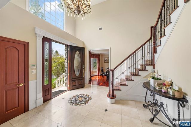 15 Harvard Street, Closter, NJ 07624