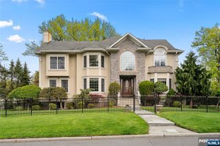 15 Harvard Street, Closter, NJ 07624