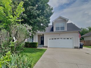 3767 Bret Dr, Clarksville, TN 37040