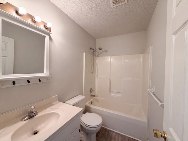 234 Grassmire Dr, Clarksville, TN 37042