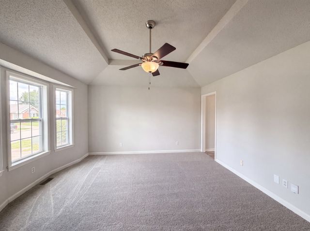 234 Grassmire Dr, Clarksville, TN 37042