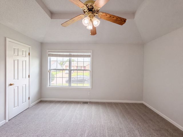 234 Grassmire Dr, Clarksville, TN 37042