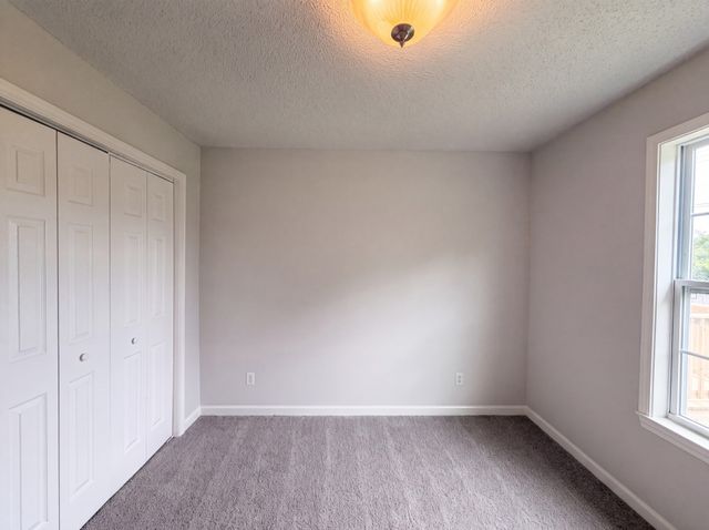 234 Grassmire Dr, Clarksville, TN 37042