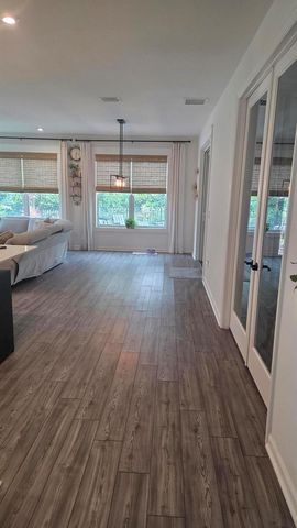 6668 Pointe Of Woods Drive, West Palm Beach, FL 33413
