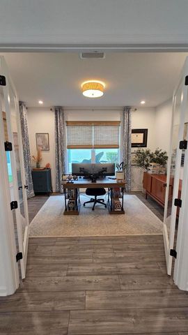 6668 Pointe Of Woods Drive, West Palm Beach, FL 33413