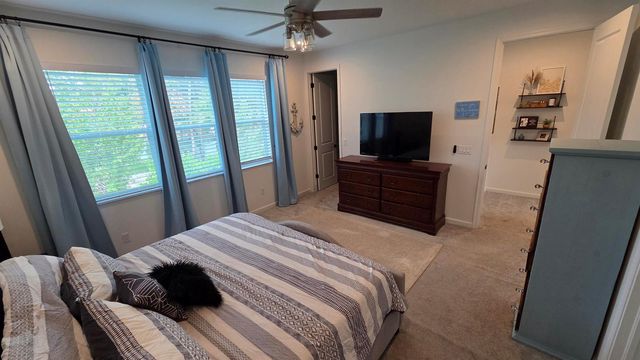 6668 Pointe Of Woods Drive, West Palm Beach, FL 33413