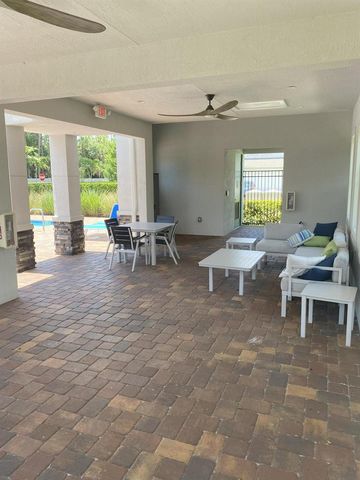 6668 Pointe Of Woods Drive, West Palm Beach, FL 33413