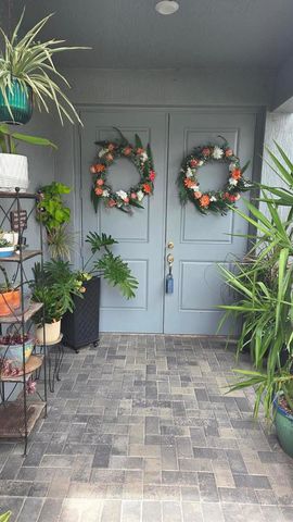 6668 Pointe Of Woods Drive, West Palm Beach, FL 33413