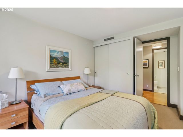 255 Sw HARRISON St 6E, Portland, OR 97201