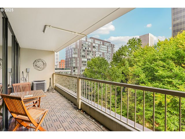 255 Sw HARRISON St 6E, Portland, OR 97201
