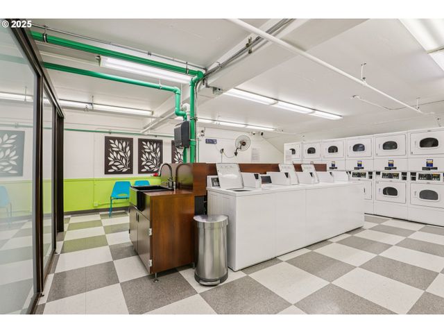 255 Sw HARRISON St 6E, Portland, OR 97201