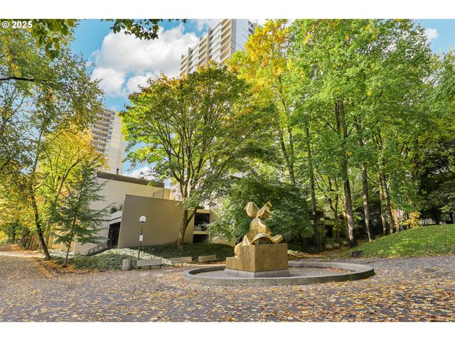 255 Sw HARRISON St 6E, Portland, OR 97201