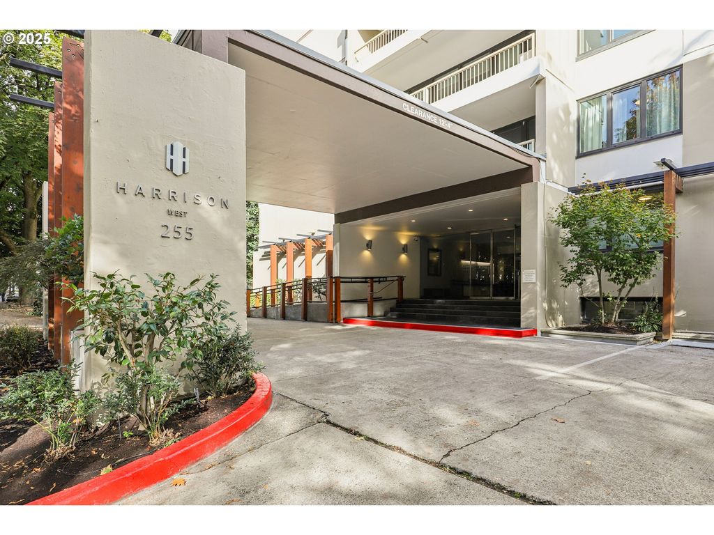255 Sw HARRISON St 6E, Portland, OR 97201