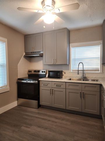 4526 Kingsbury Street, Houston, TX 77021