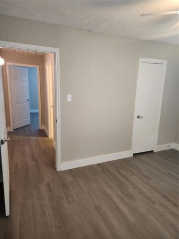 4526 Kingsbury Street, Houston, TX 77021