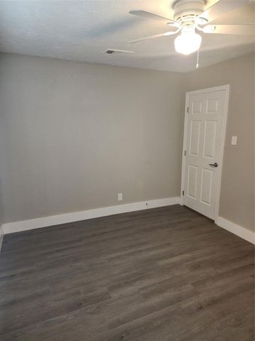 4526 Kingsbury Street, Houston, TX 77021