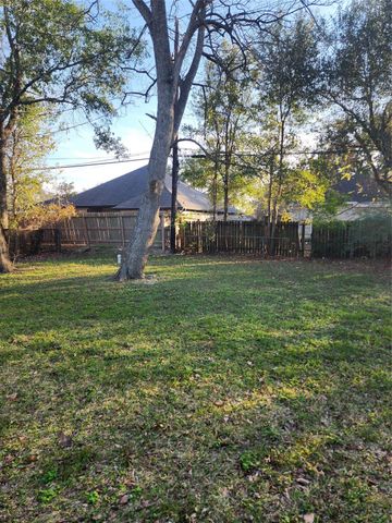 4526 Kingsbury Street, Houston, TX 77021