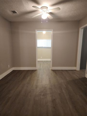 4526 Kingsbury Street, Houston, TX 77021