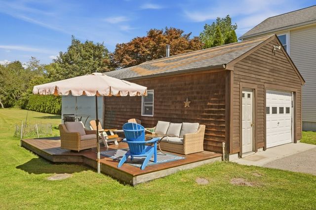 165 Mill Lane, Portsmouth, RI 02871