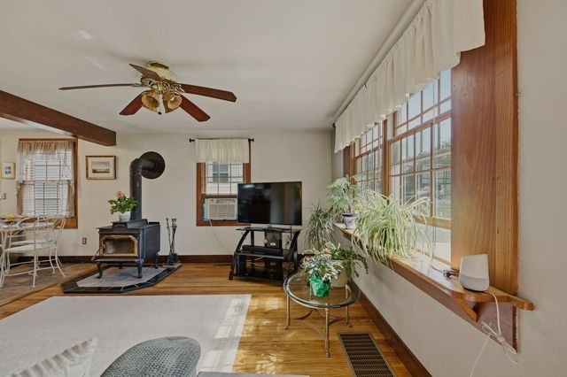 165 Mill Lane, Portsmouth, RI 02871