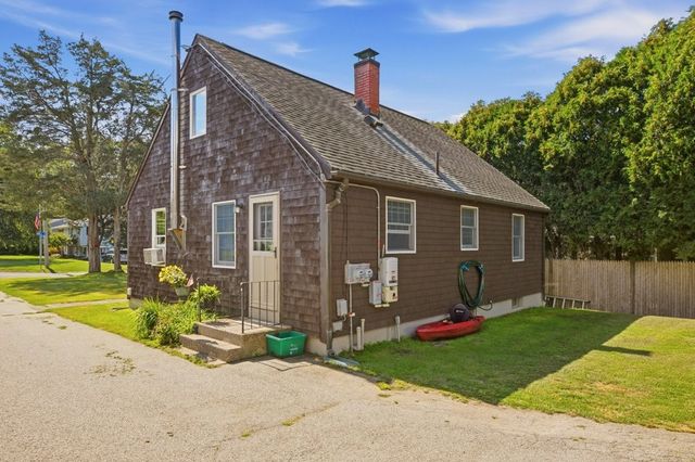 165 Mill Lane, Portsmouth, RI 02871