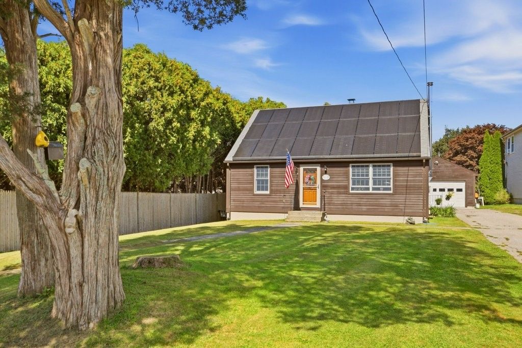 165 Mill Lane, Portsmouth, RI 02871