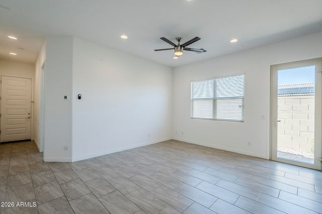 18934 W SIERRA Street, Surprise, AZ 85388
