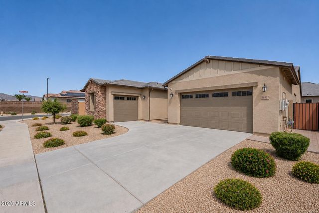 18934 W SIERRA Street, Surprise, AZ 85388