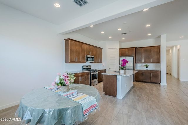 18934 W SIERRA Street, Surprise, AZ 85388