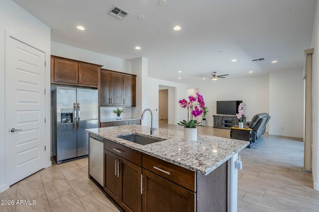 18934 W SIERRA Street, Surprise, AZ 85388