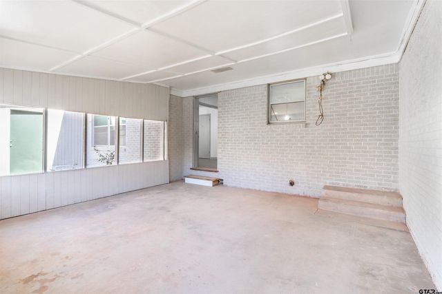 2419 Pounds Ave, Tyler, TX 75701