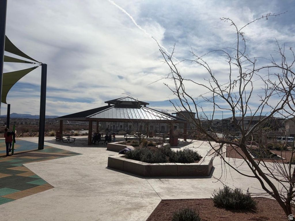 Image 18 of property listing at 316 S 2450 E #41, St. George, UT 84790