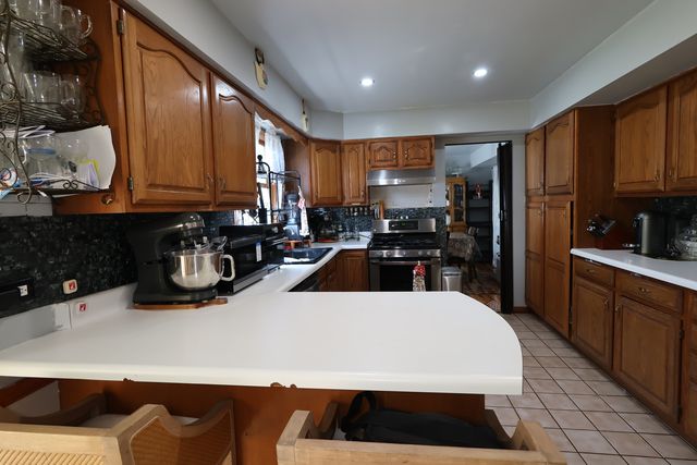 2166 Jordan Lane, Elgin, IL 60123