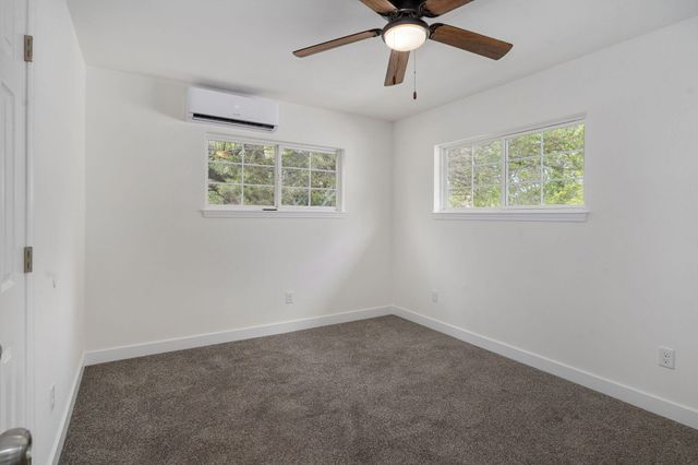 733 N Warren Avenue, Springfield, MO 65802