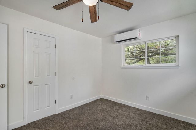 733 N Warren Avenue, Springfield, MO 65802